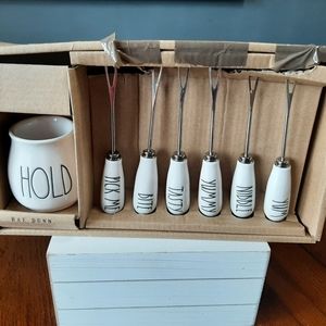 Rae Dunn Fondue Cheese Set